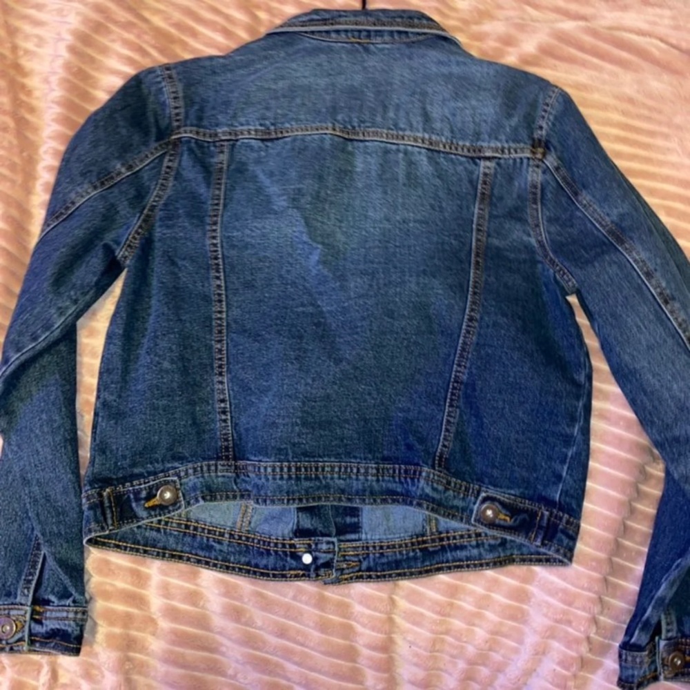Jean jacket - Picture 2 of 3